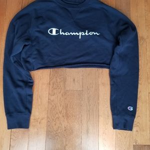 Champion cropped shirt